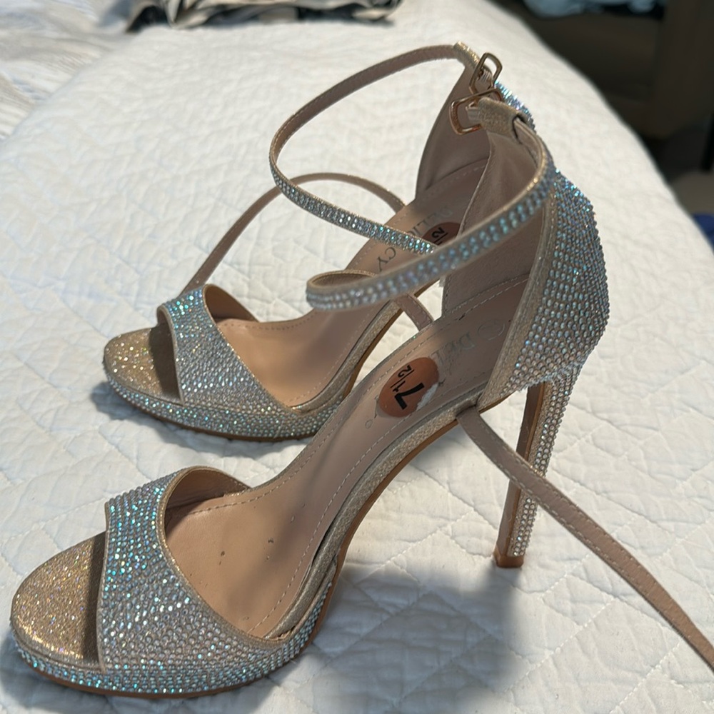 Stunning pair of heels!